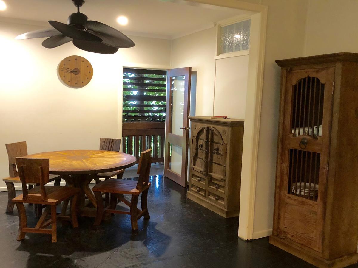 Five 3 Five Aparthotel Urangan ภายนอก รูปภาพ