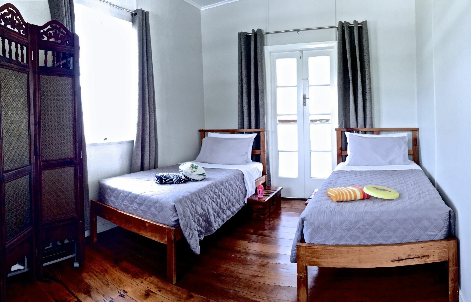 Five 3 Five Aparthotel Urangan ภายนอก รูปภาพ