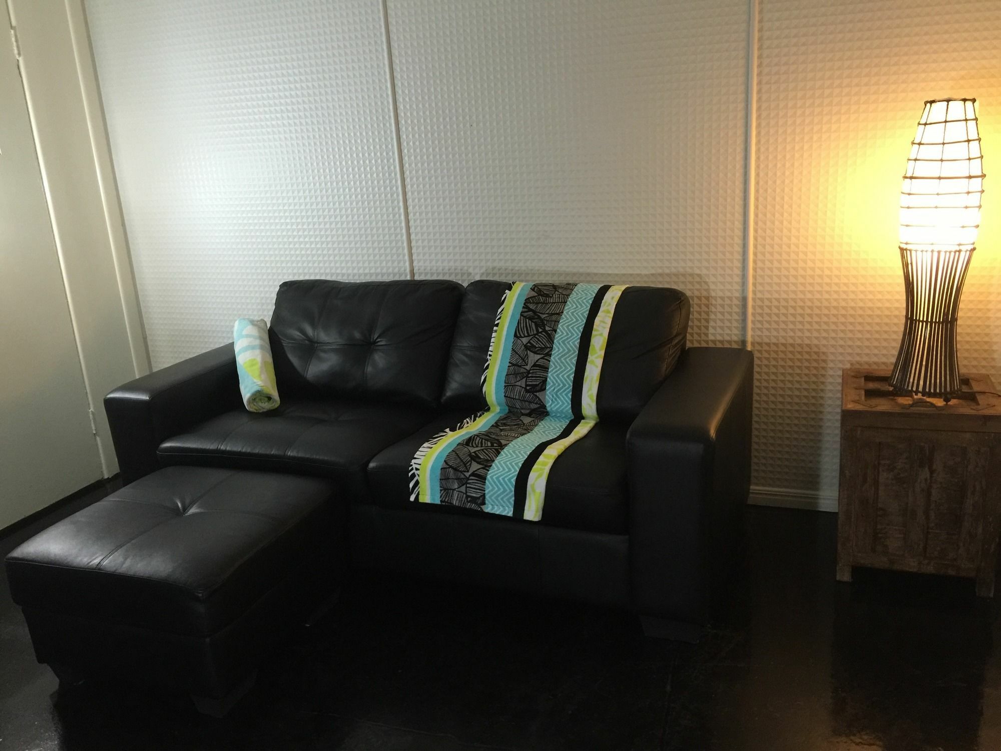 Five 3 Five Aparthotel Urangan ภายนอก รูปภาพ