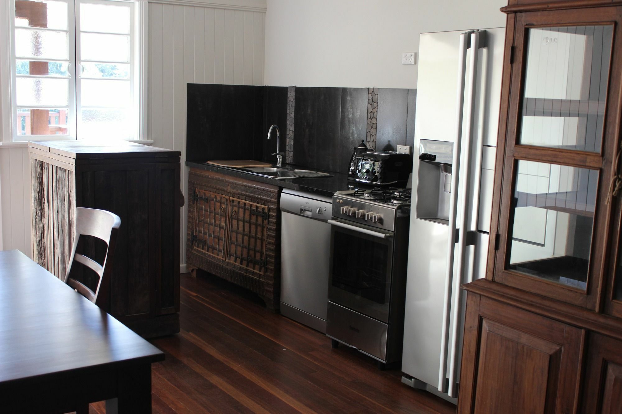 Five 3 Five Aparthotel Urangan ภายนอก รูปภาพ